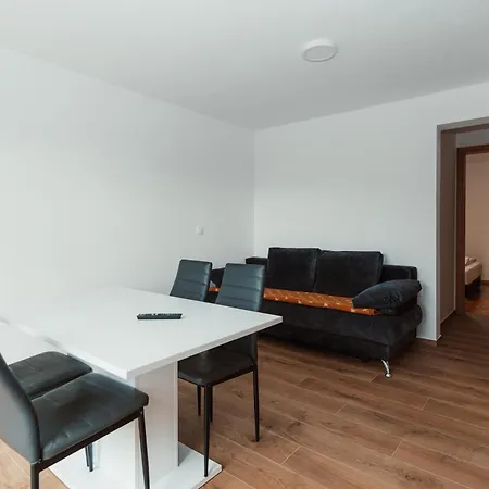 Apartmaji Laznik Апартаменты