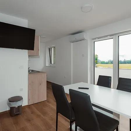 Apartmaji Laznik * Ljubno