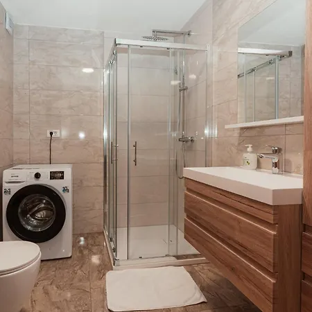 Apartmaji Laznik Ljubno