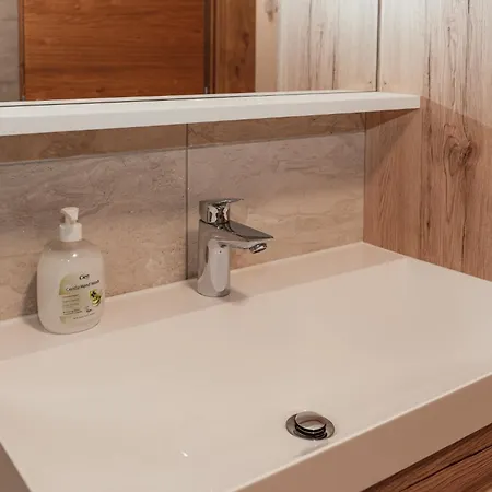 Апартаменты Apartmaji Laznik Ljubno