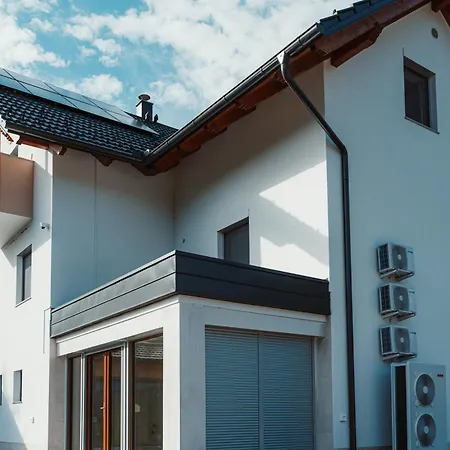 Apartmaji Laznik Апартаменты Ljubno